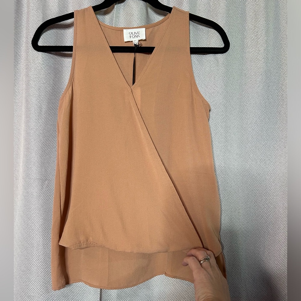 NWT Olive and Oak Wrap tank